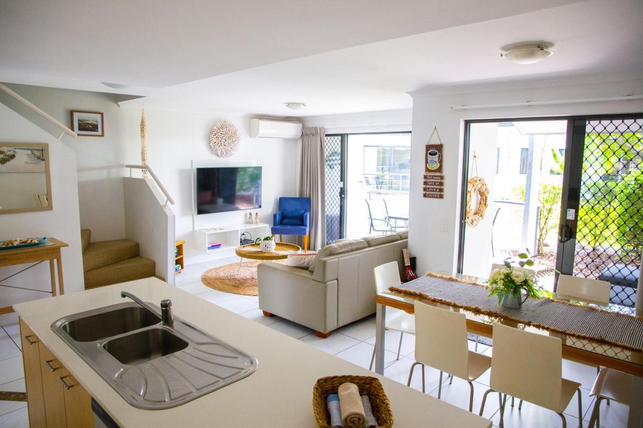 Tropical Getaway In 2 Bedroom Unit In 4 Star Resort Noosaville Buitenkant foto
