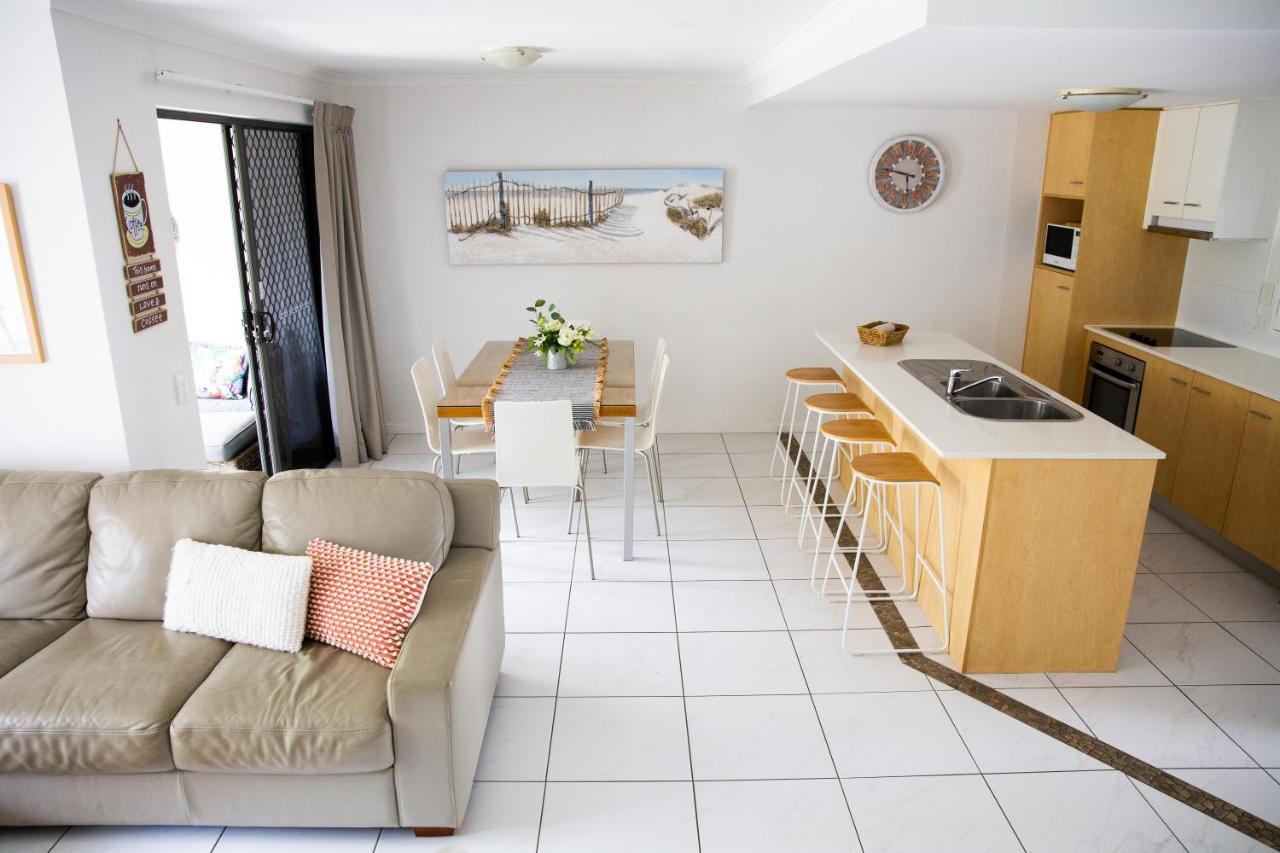 Tropical Getaway In 2 Bedroom Unit In 4 Star Resort Noosaville Buitenkant foto
